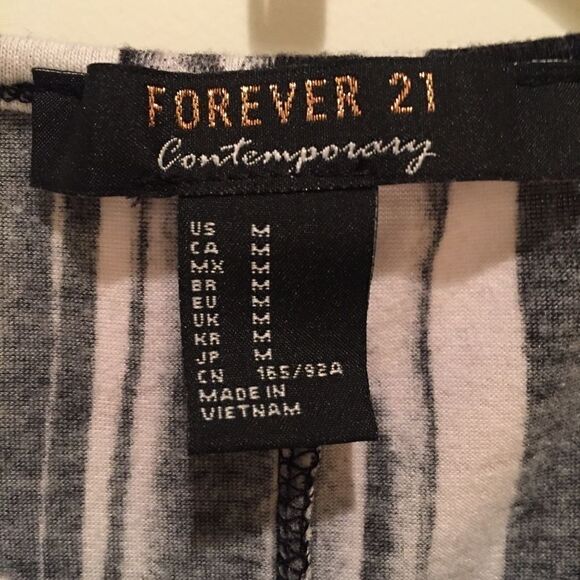 Forever 21 Contemporary Dress - Picture 3 of 5